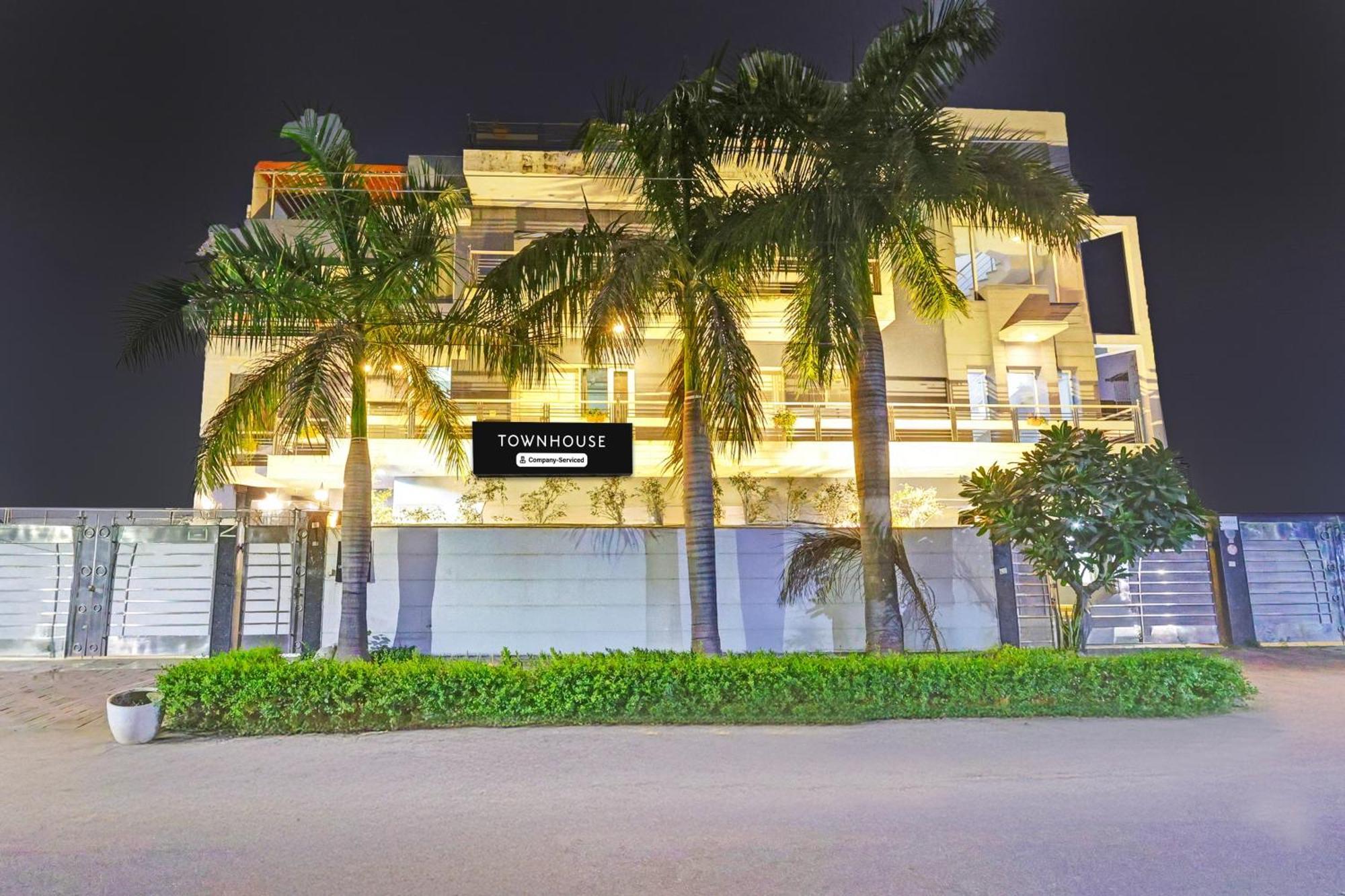 Townhouse Sector 49 Sohna Road Hotell Gurgaon Eksteriør bilde