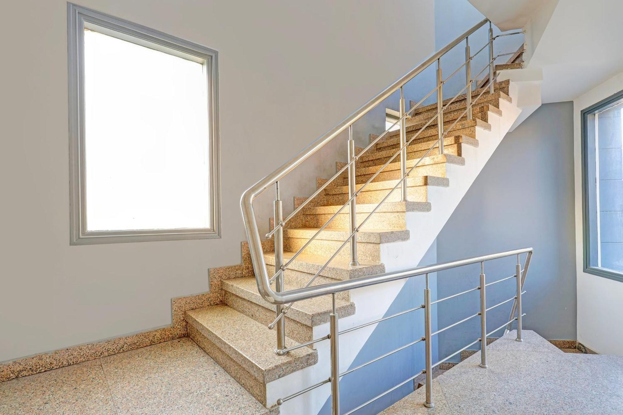 Townhouse Sector 49 Sohna Road Hotell Gurgaon Eksteriør bilde