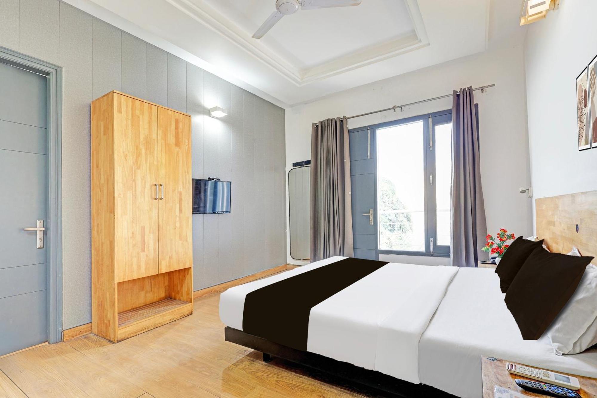 Townhouse Sector 49 Sohna Road Hotell Gurgaon Eksteriør bilde