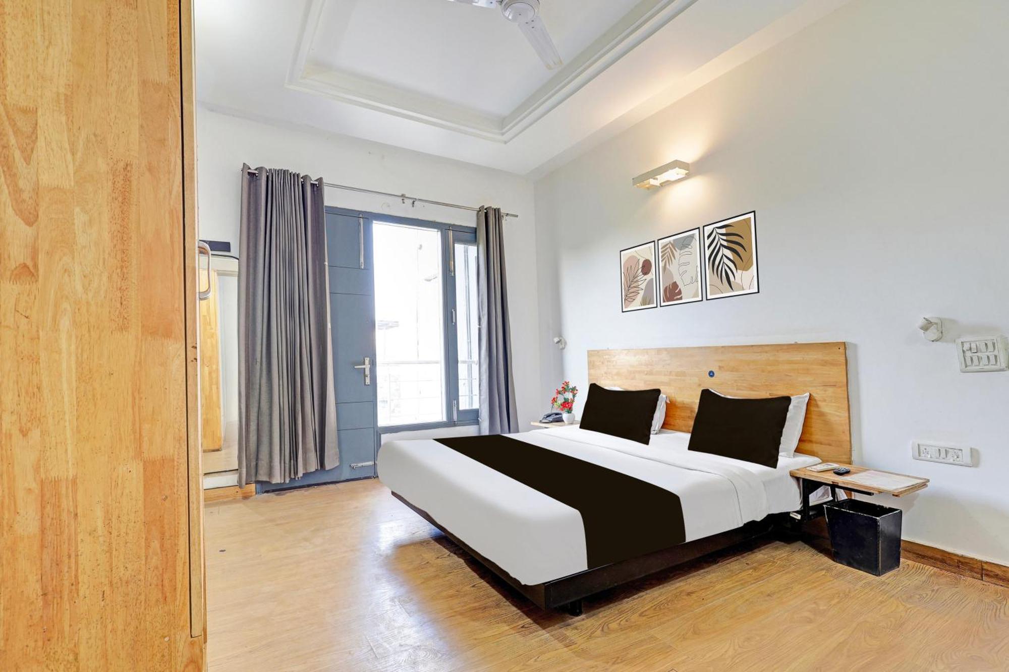 Townhouse Sector 49 Sohna Road Hotell Gurgaon Eksteriør bilde
